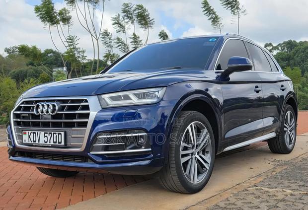 Audi Q5 2018 Blue