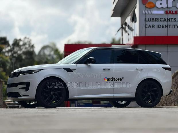 Land Rover Range Rover Sport SE 2024 White