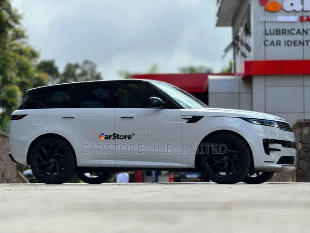 Land Rover Range Rover Sport SE 2024 White