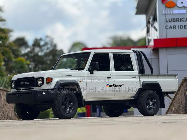 Toyota Land Cruiser 79 Series 2024 White