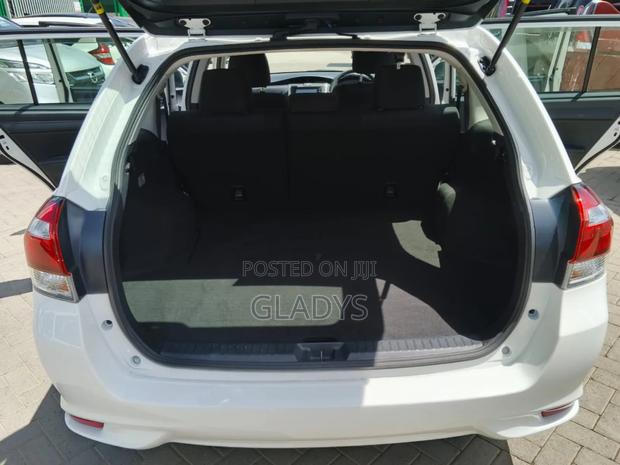 Toyota Corolla Fielder 2018 White