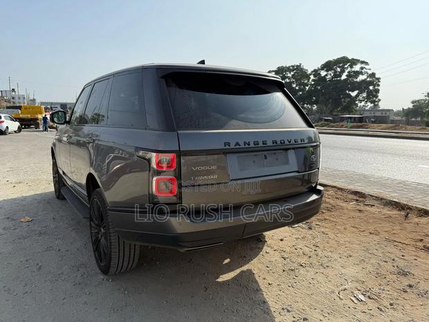 Land Rover Range Rover Vogue 2018 Gray