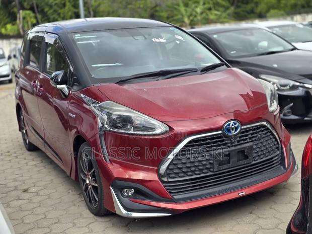 Toyota Sienta 1.5 Hybrid FWD (6-seater) 2019 Maroon