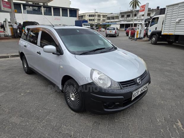 Nissan Advan 2013 Silver
