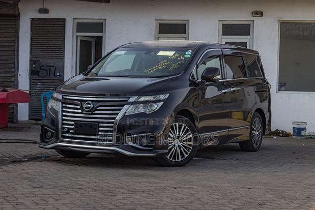 Nissan Elgrand 2018 Black