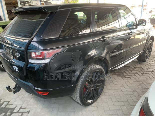 Land Rover Range Rover Sport HSE 4x4 (3.0L 6cyl 8A) 2017 Black