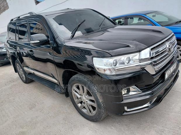 Toyota Land Cruiser 2015 Black