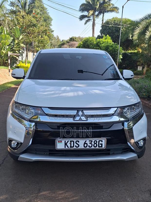 Mitsubishi Outlander 2017 Pearl