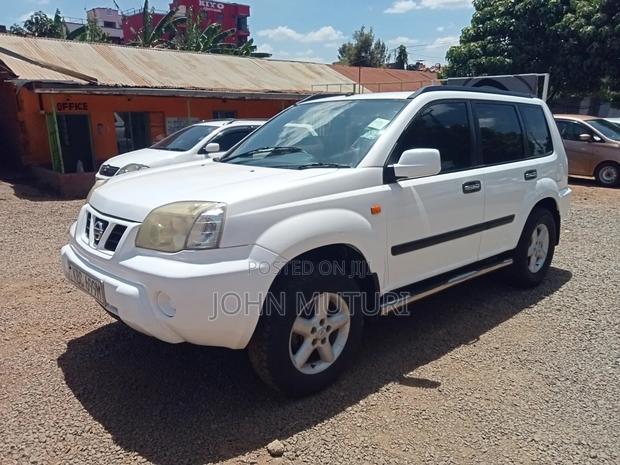 Nissan X-Trail 2003 White
