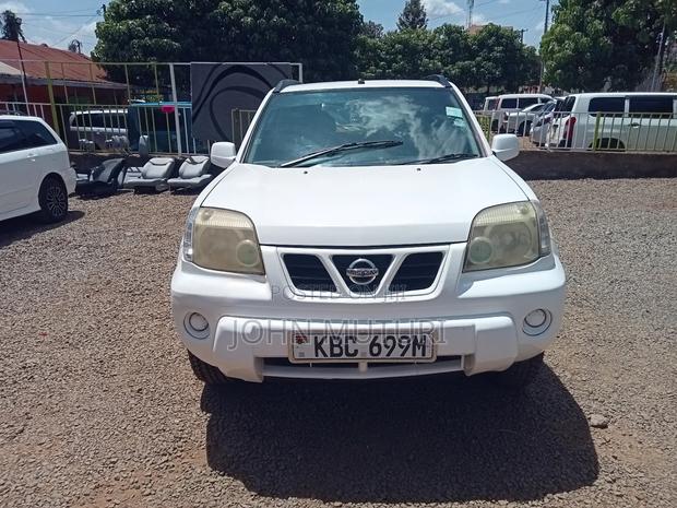 Nissan X-Trail 2003 White