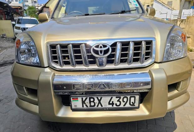 Toyota Land Cruiser Prado 3.0 D-4D 3dr 2007 Gold