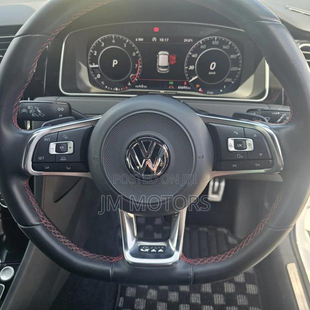 Volkswagen Golf GTI 2019 Pearl