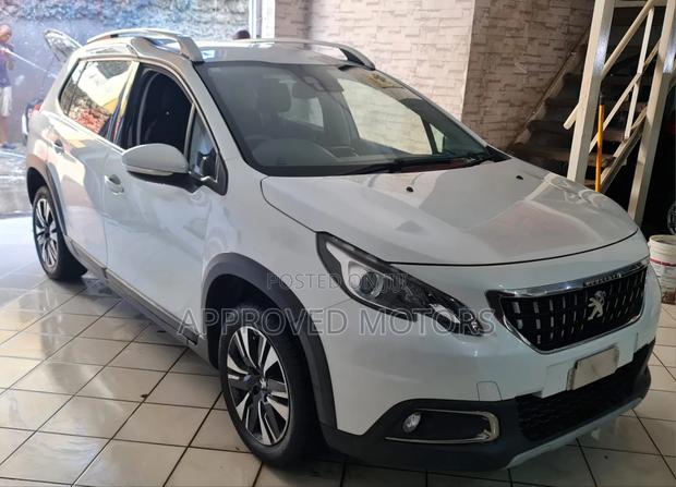 Peugeot 2008 2019 White