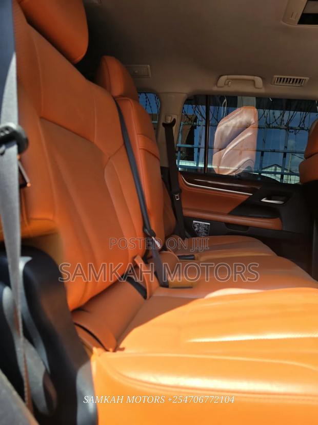 Lexus LX 2018 White