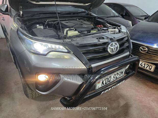 Toyota Fortuner 2019 Gray