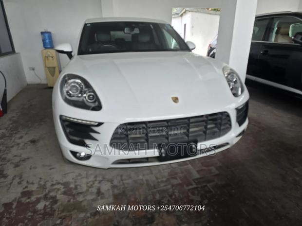 Porsche Macan 2019 White