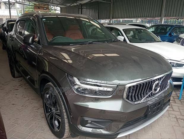 Volvo XC40 2018 Gray