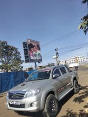 Toyota Hilux 2.5 D-4D 4X4 SRX 2010 Silver for sale