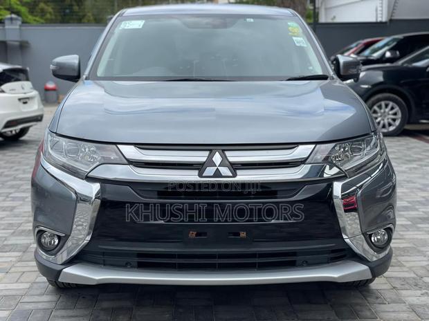 Mitsubishi Outlander 2015 Gray
