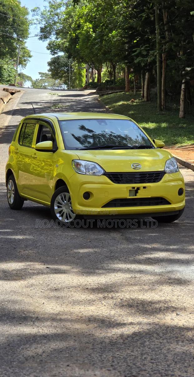 Daihatsu Boon 2018 Yellow