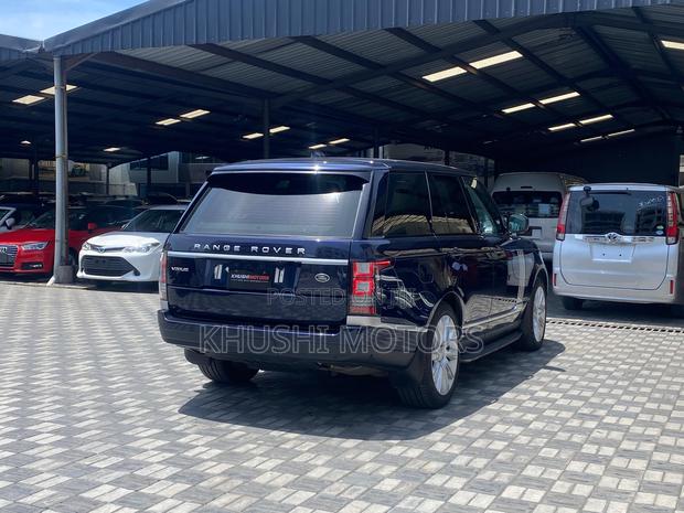 Land Rover Range Rover Vogue 2017 Blue