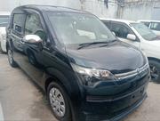 Toyota Spade 2018 Blue for sale