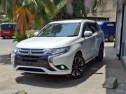 Mitsubishi Outlander 2019 White for sale