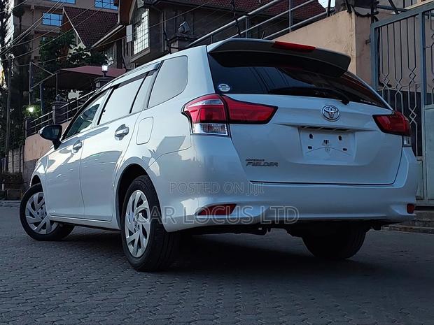 Toyota Corolla Fielder 1.5 Petrol FWD 2018 Pearl