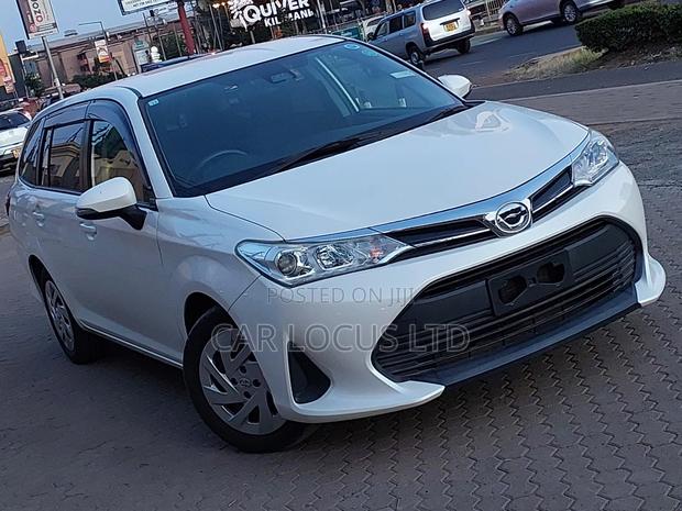 Toyota Corolla Fielder 1.5 Petrol FWD 2018 Pearl