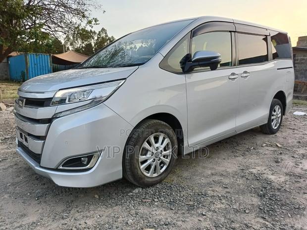 Toyota Noah 2.0 FWD (8 Seater) 2020 Silver