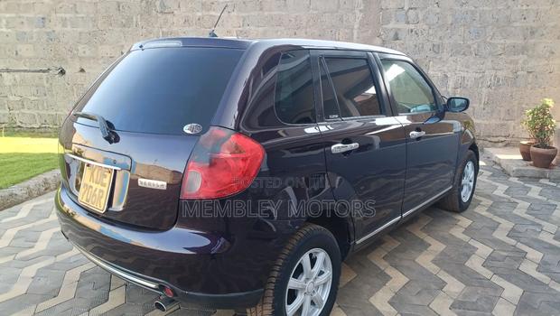 Mazda Verisa 2014 Burgundy