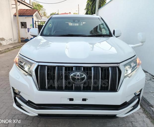 Toyota Land Cruiser Prado 2.8 2020 White