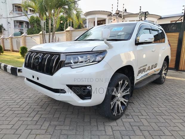 Toyota Land Cruiser Prado 2.8 2020 White