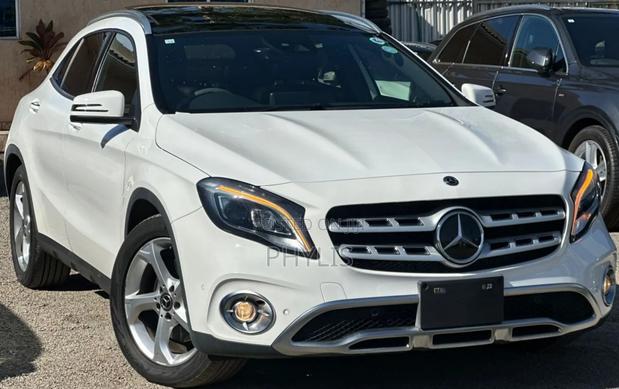 Mercedes-Benz GLA-Class 2018 White