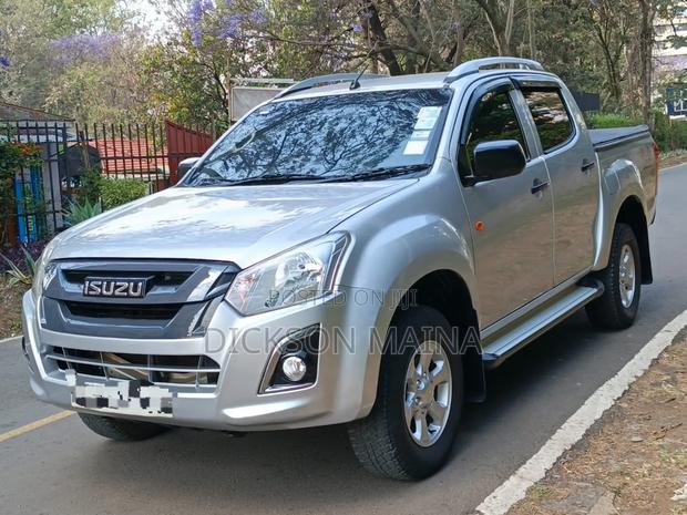 Isuzu D-MAX 2019 Silver