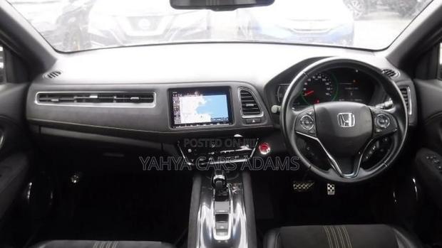 Honda Vezel 1.5 Hybrid 2WD 2020 Black