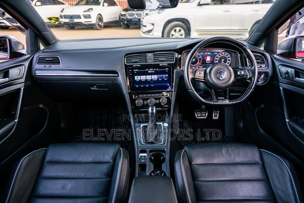 Volkswagen Golf 2018 Red