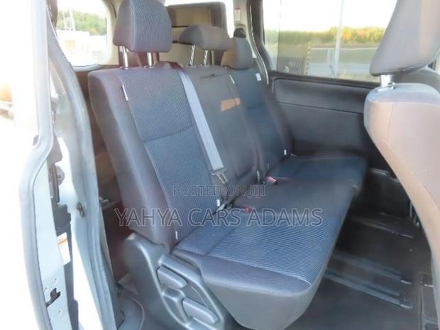 Toyota Noah 2.0 FWD (8 Seater) 2020 Silver