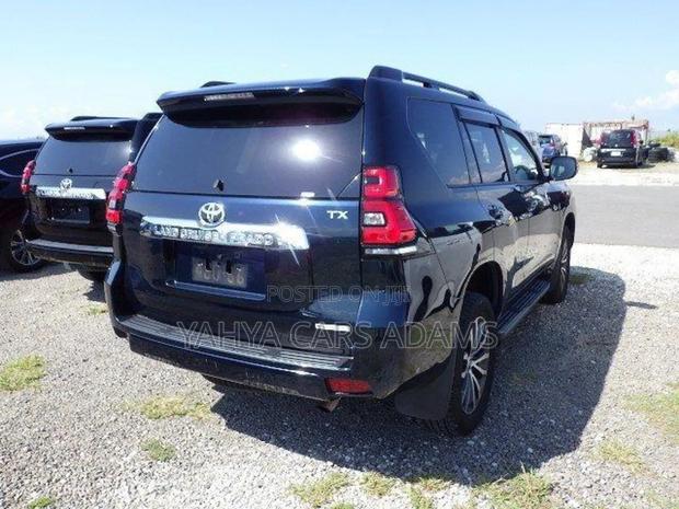 Toyota Land Cruiser Prado 2019 Black