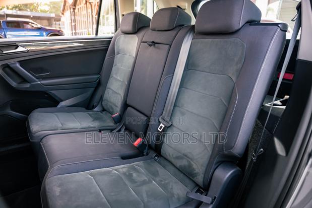 Volkswagen Tiguan 2018 Gray