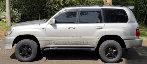 Toyota Land Cruiser 2003 Silver