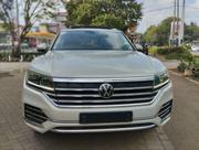 Volkswagen Touareg 2021 Beige for sale