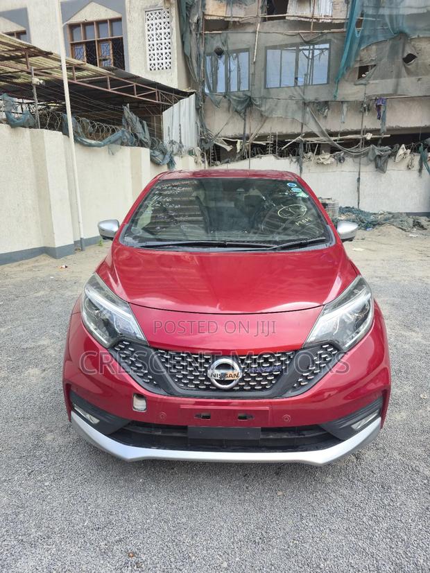 Nissan Note 2019 Red