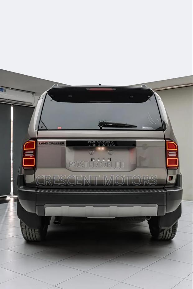 New Toyota Land Cruiser Prado 2024 Gold