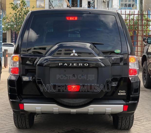 Mitsubishi Pajero V80 3.2 DI-D 2018 Black