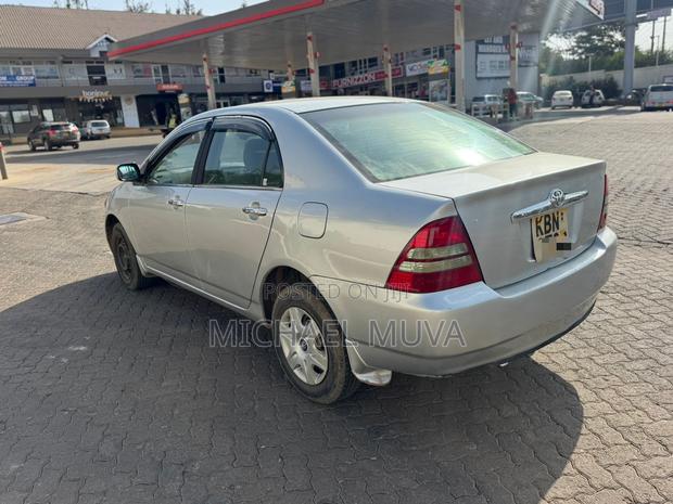 Toyota Corolla 2005 Silver