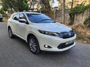 Toyota Harrier 2.0 2016 White for sale