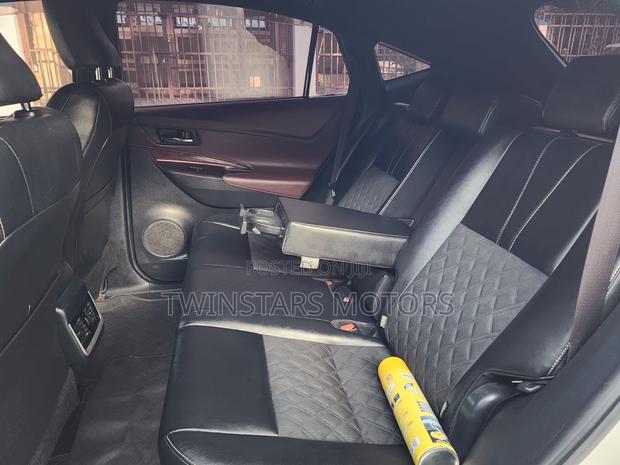Toyota Harrier 2.0 2016 White
