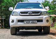 Toyota Hilux 2011 White for sale