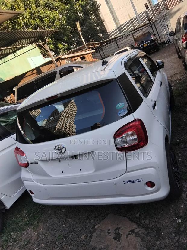 Toyota Passo 1.0 AWD 2018 White
